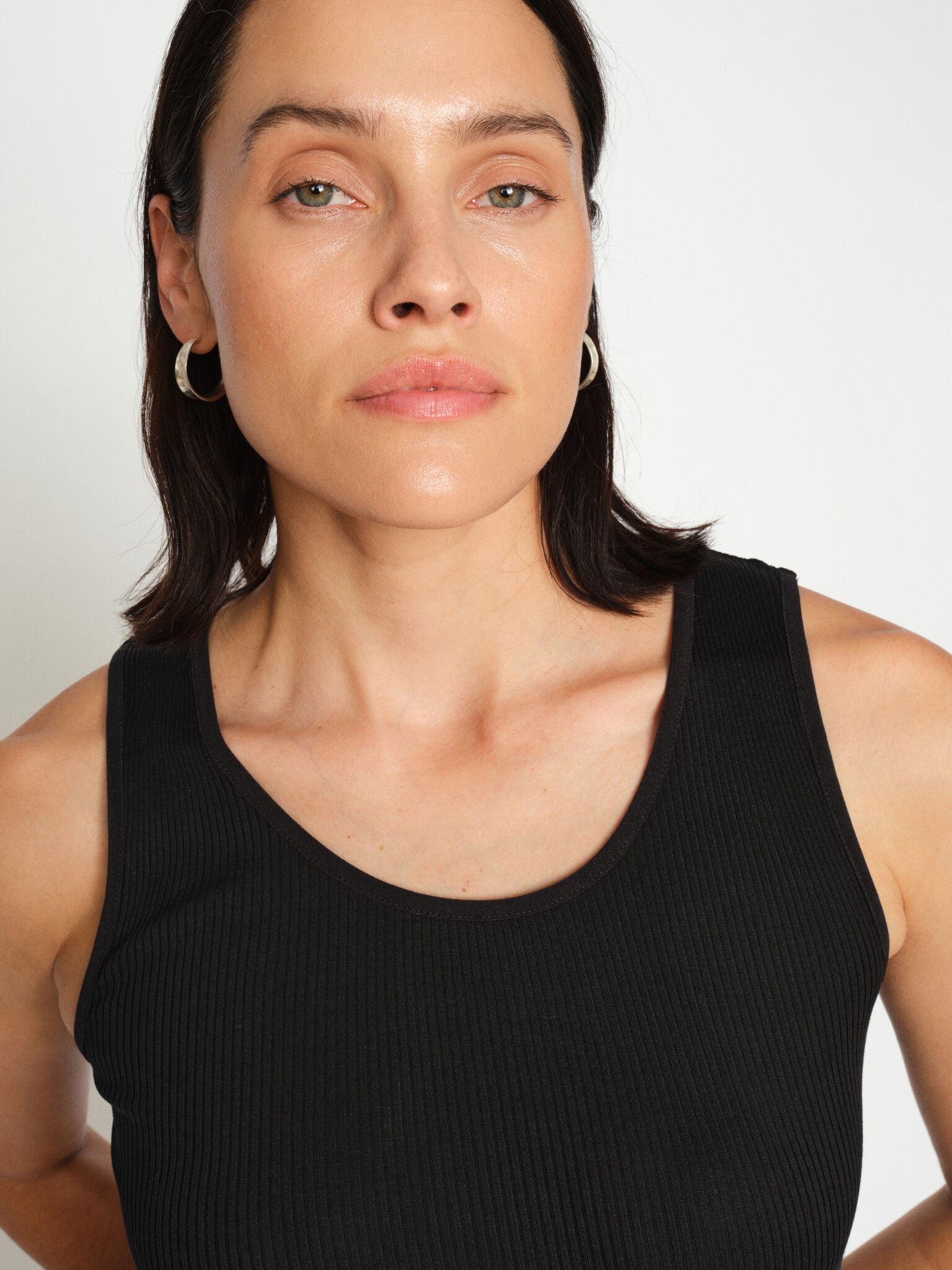 Modelshot / Black / Detail